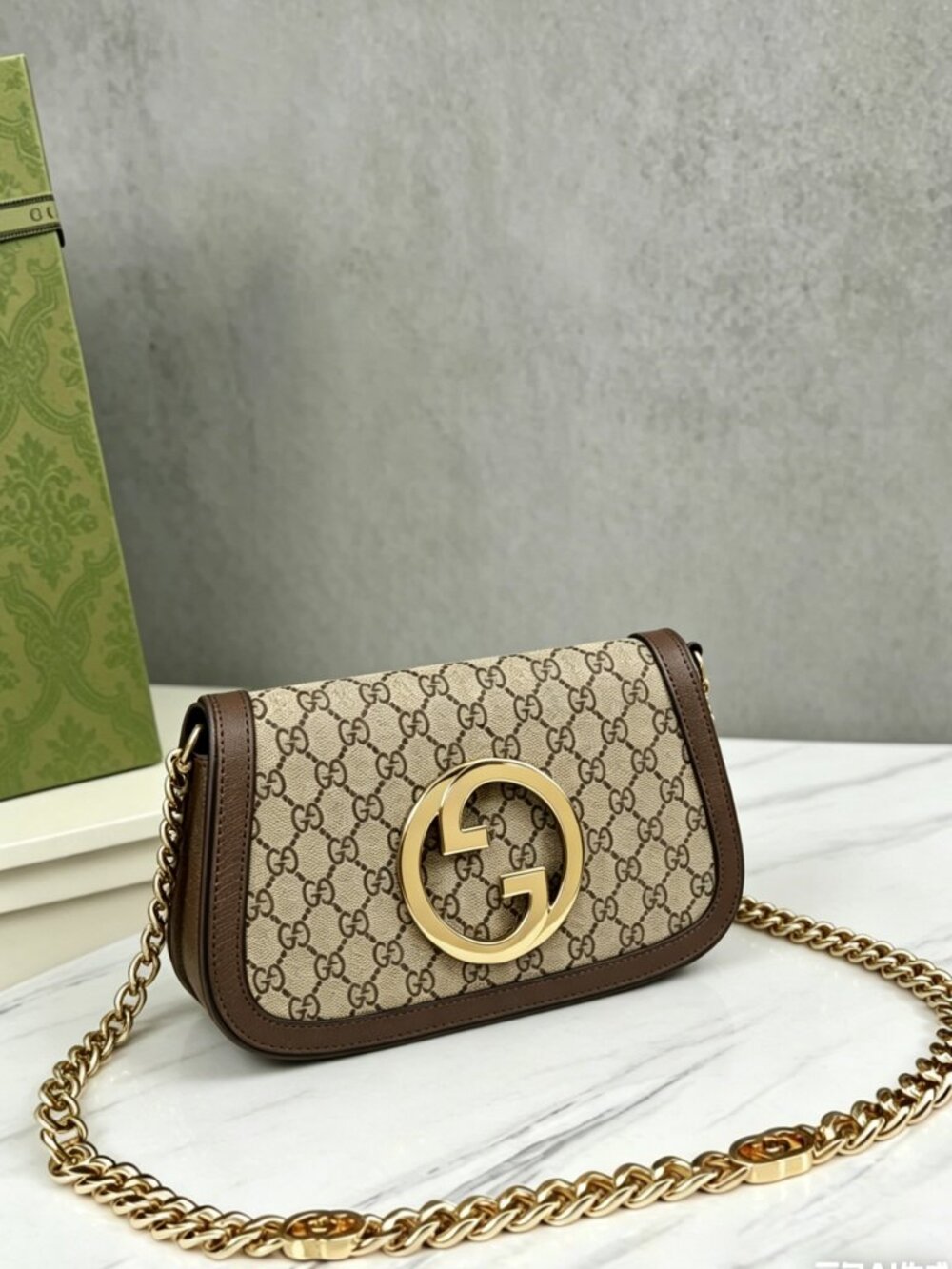 Gucci Blondie Medium Shoulder Bag